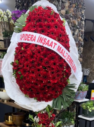 180 Adet Gerbera İle Hazırlanmış Dolgun Gösterişli Açılış Düğün Çelengi 